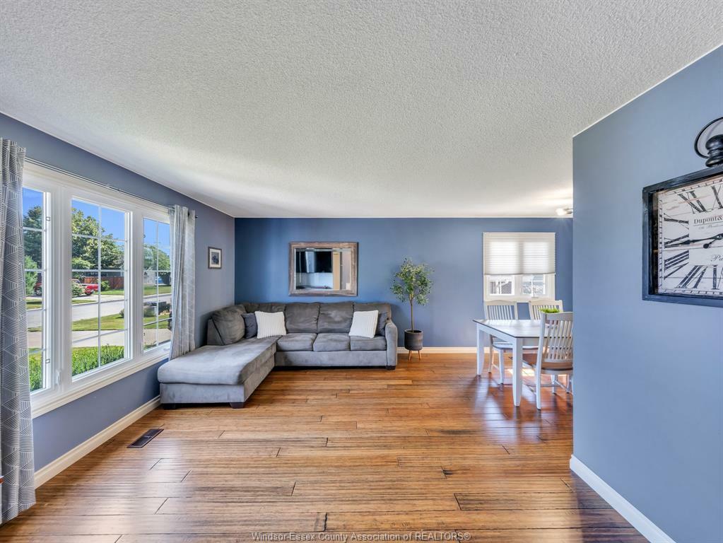 Property Photo: 185 Purple Plum Drive ON N9Y 3P5