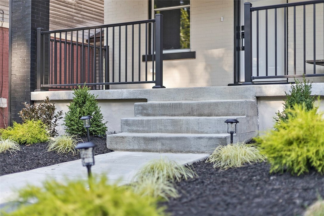 Property Photo: 241 S Starr Ave PA 15202