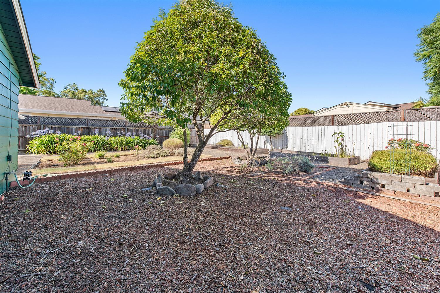 Property Photo: 648 Church Street CA 95405