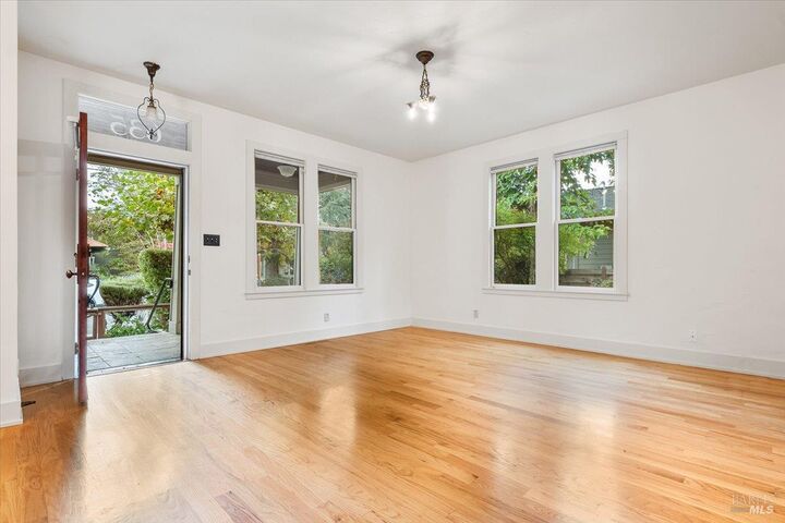 Property Photo:  635 Brown Street  CA 95448