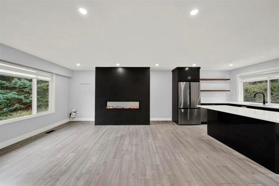 Property Photo: 1752 55 Street BC V4M 3K8