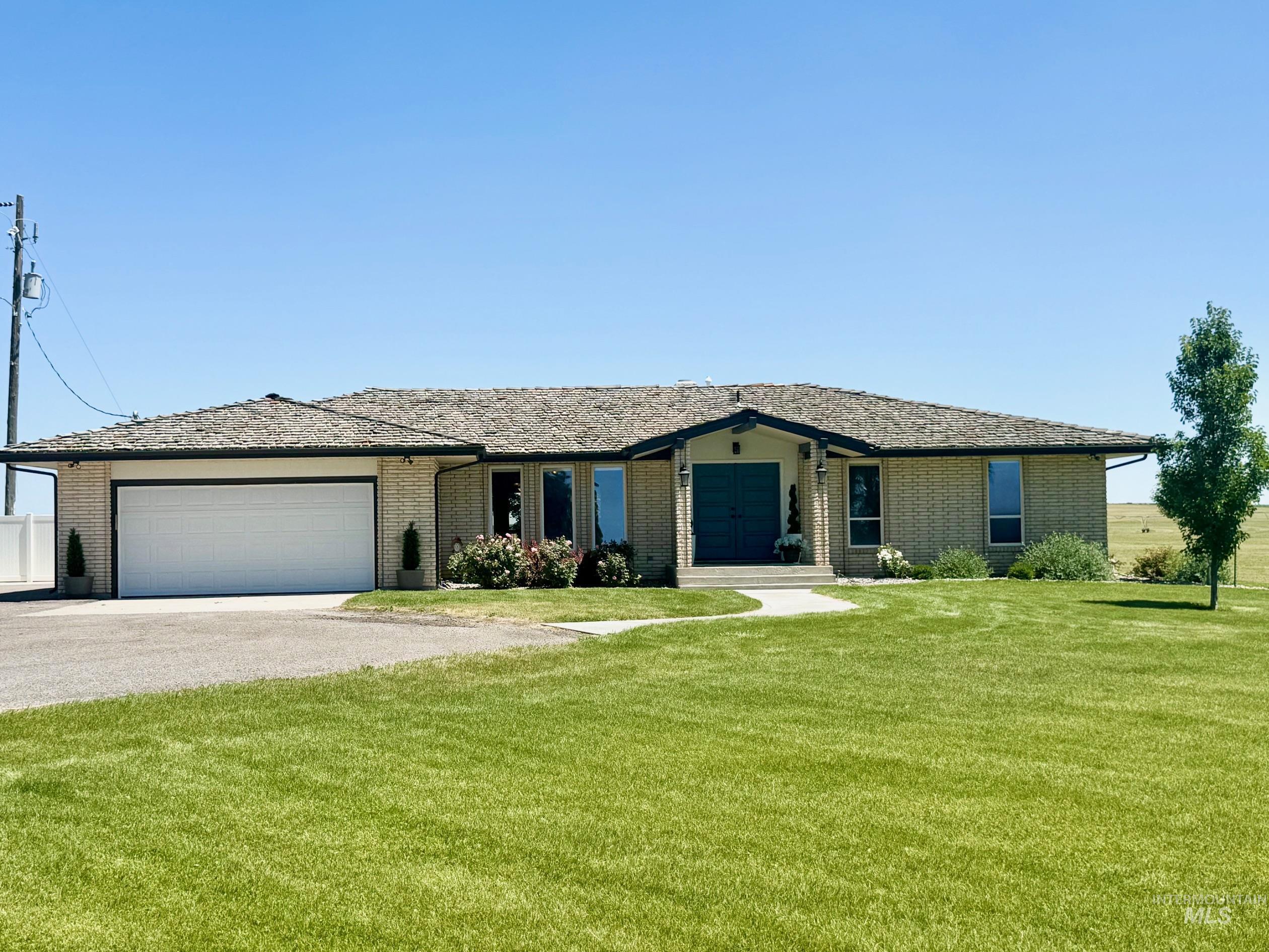 Property Photo: 1456 N 400 E ID 83350