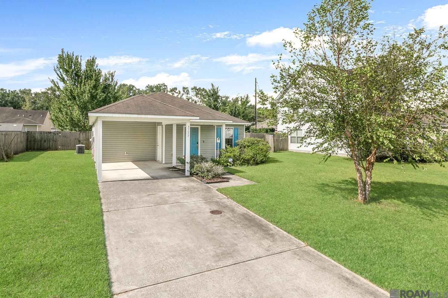 Property Photo: 39087 Prairie North Dr LA 70737