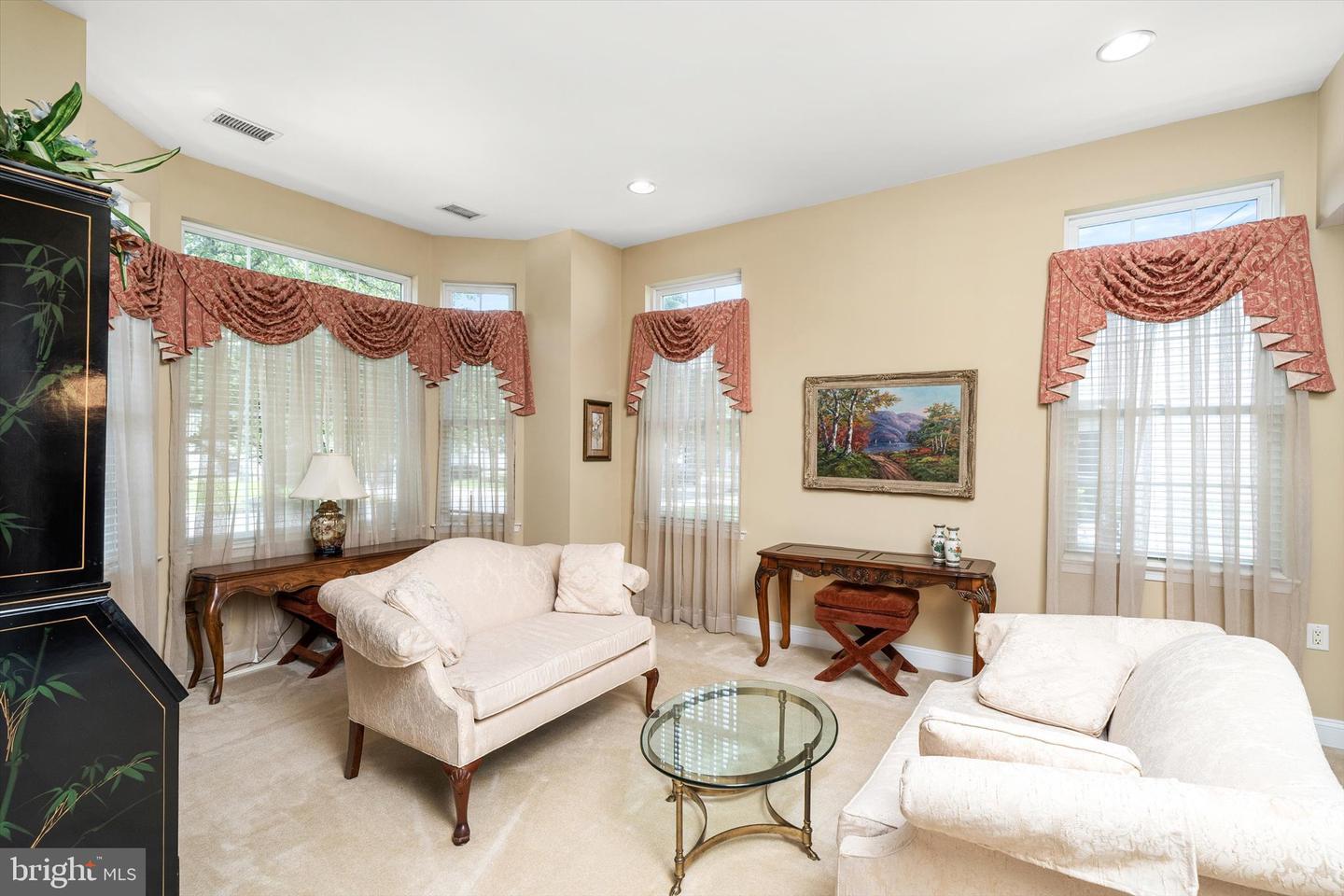 Property Photo: 122 Ridgway Drive NJ 08505