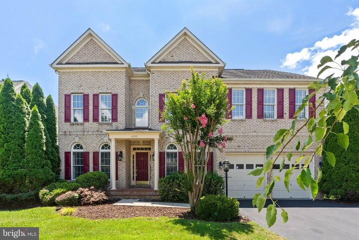 43915 Kittiwake Drive  Leesburg VA 20176 photo