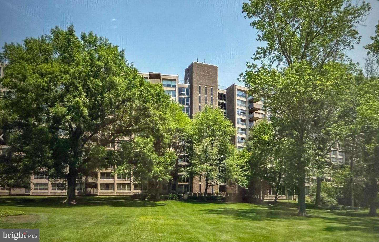 Property Photo: 1001 City Avenue E-212 PA 19096