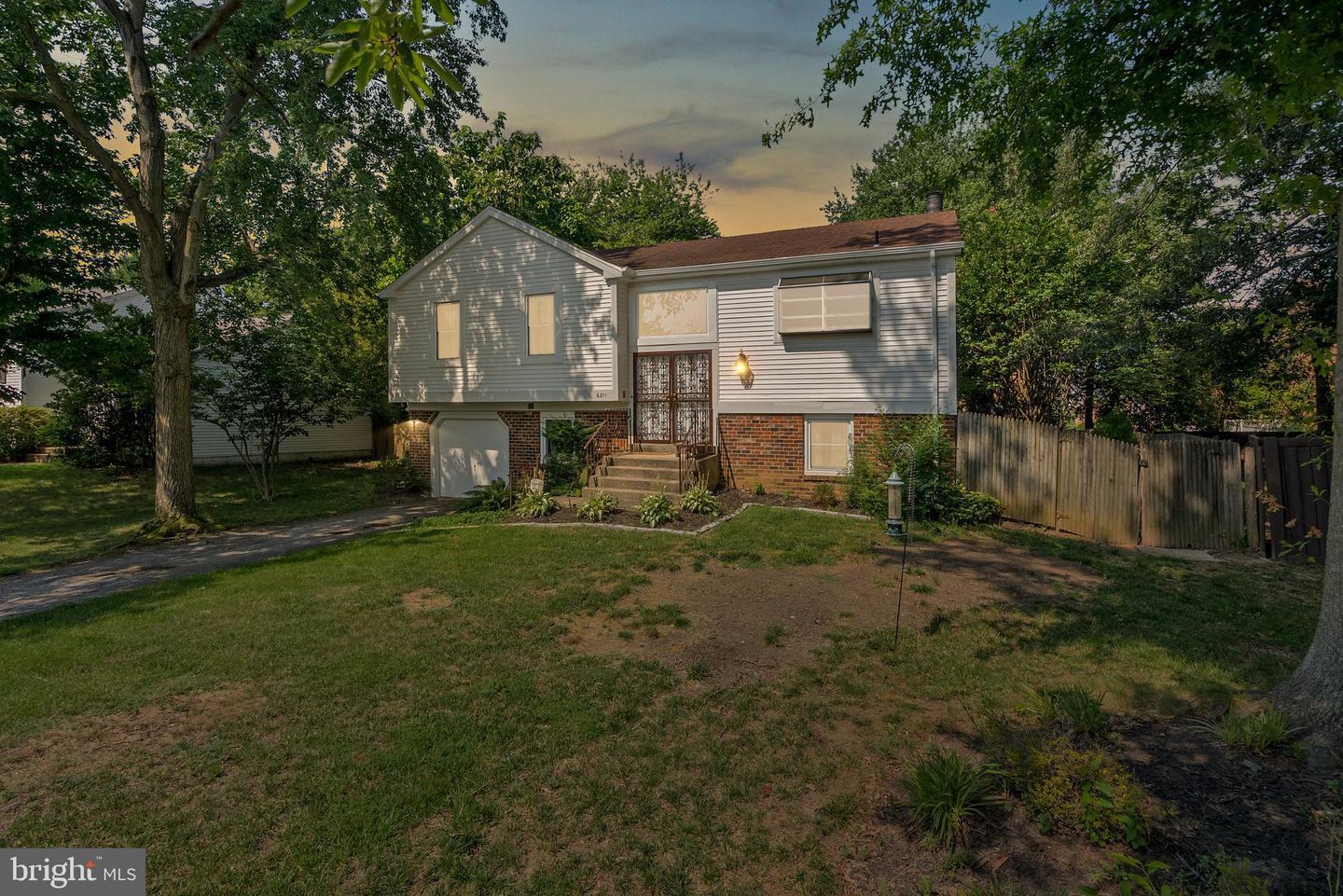 Property Photo: 6211 Caryhurst Drive MD 20744
