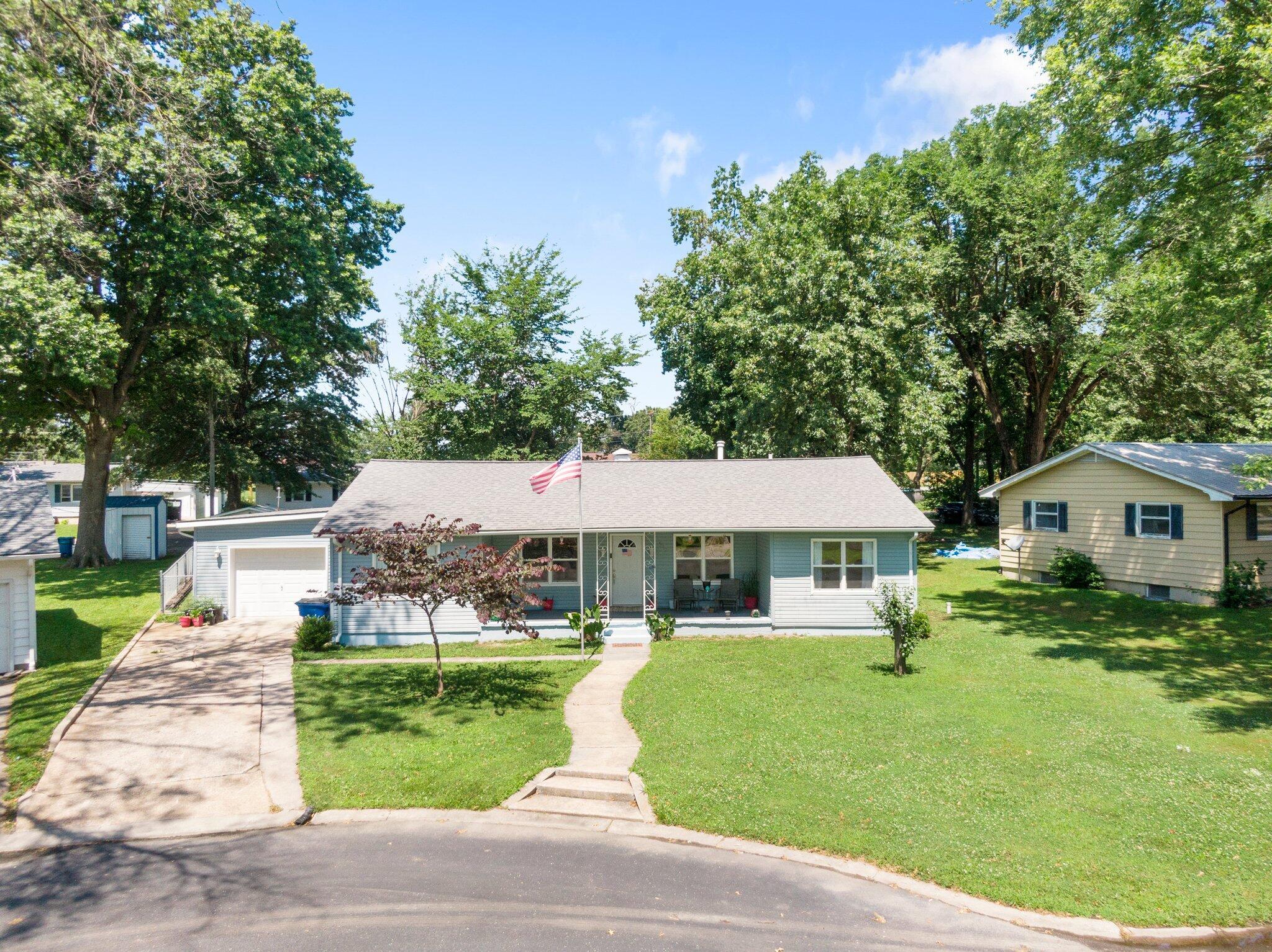 Property Photo:  517 Merry Dale Dr  MO 65081 