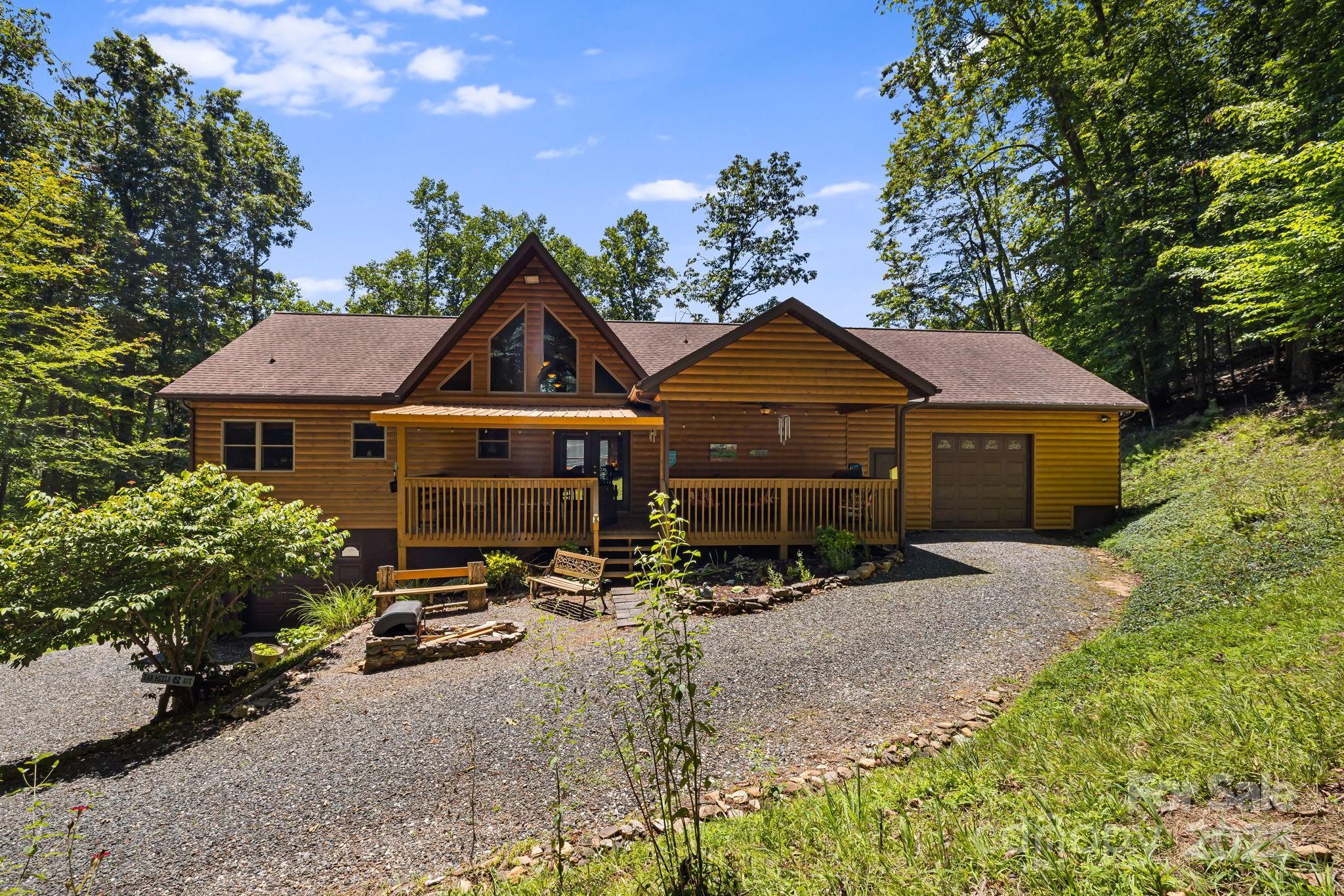 Property Photo: 66 Volunteer Drive NC 28714