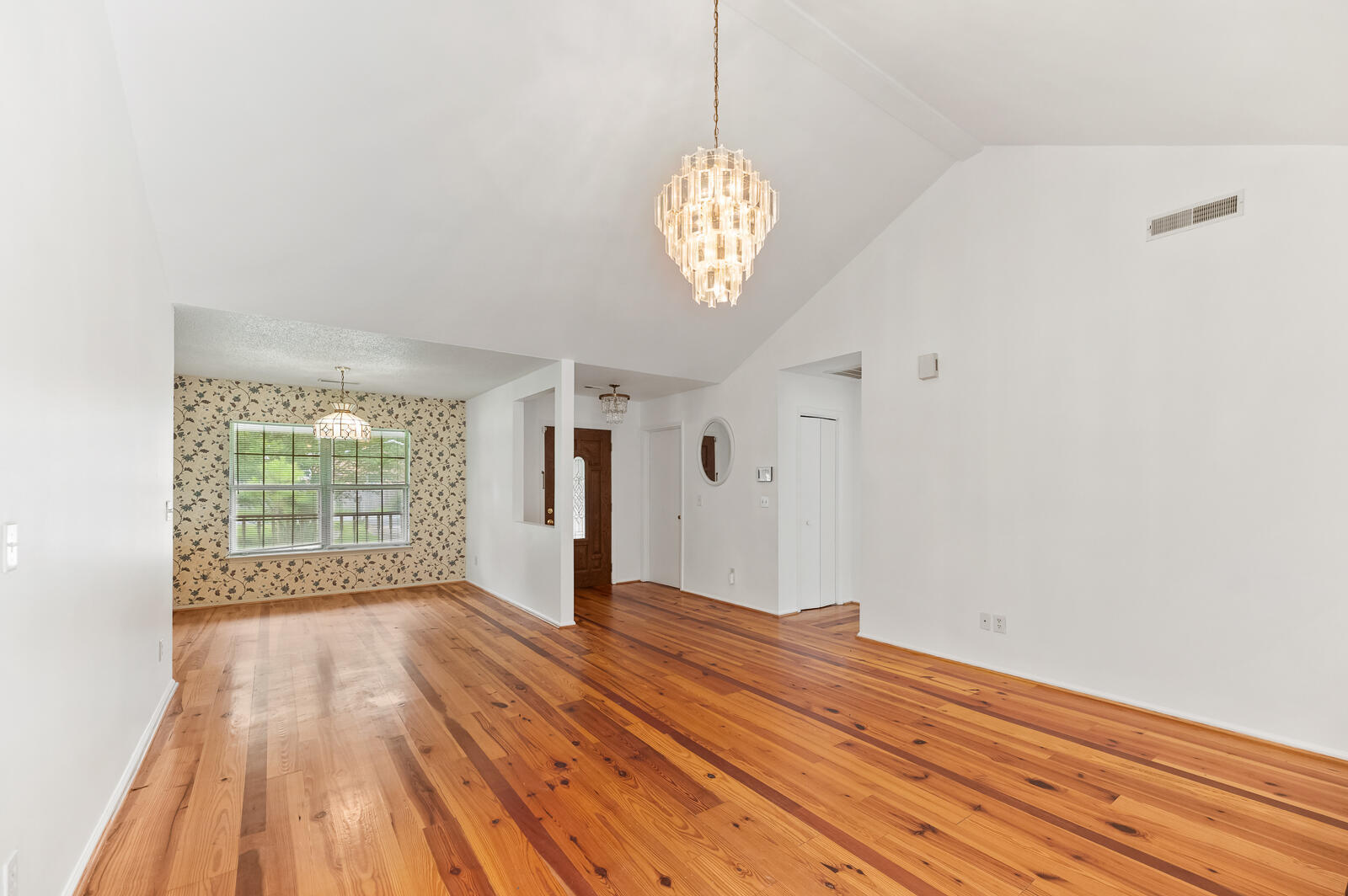 Property Photo:  303 E Pandora Drive  SC 29445 