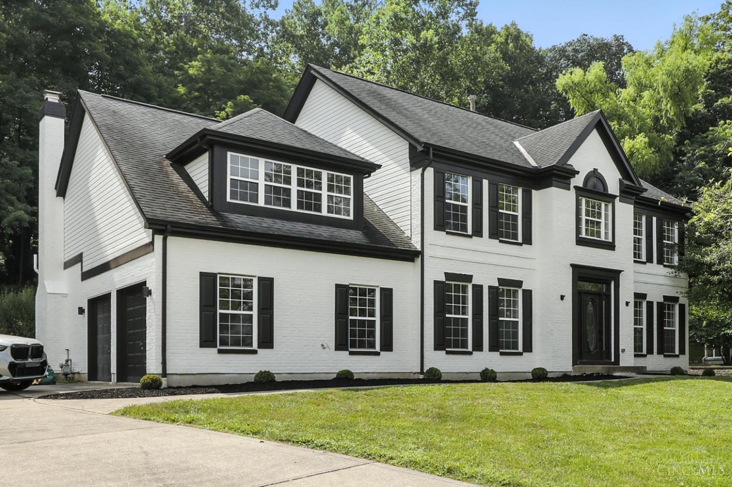 Property Photo: 2942 Turpin Lake Place OH 45244