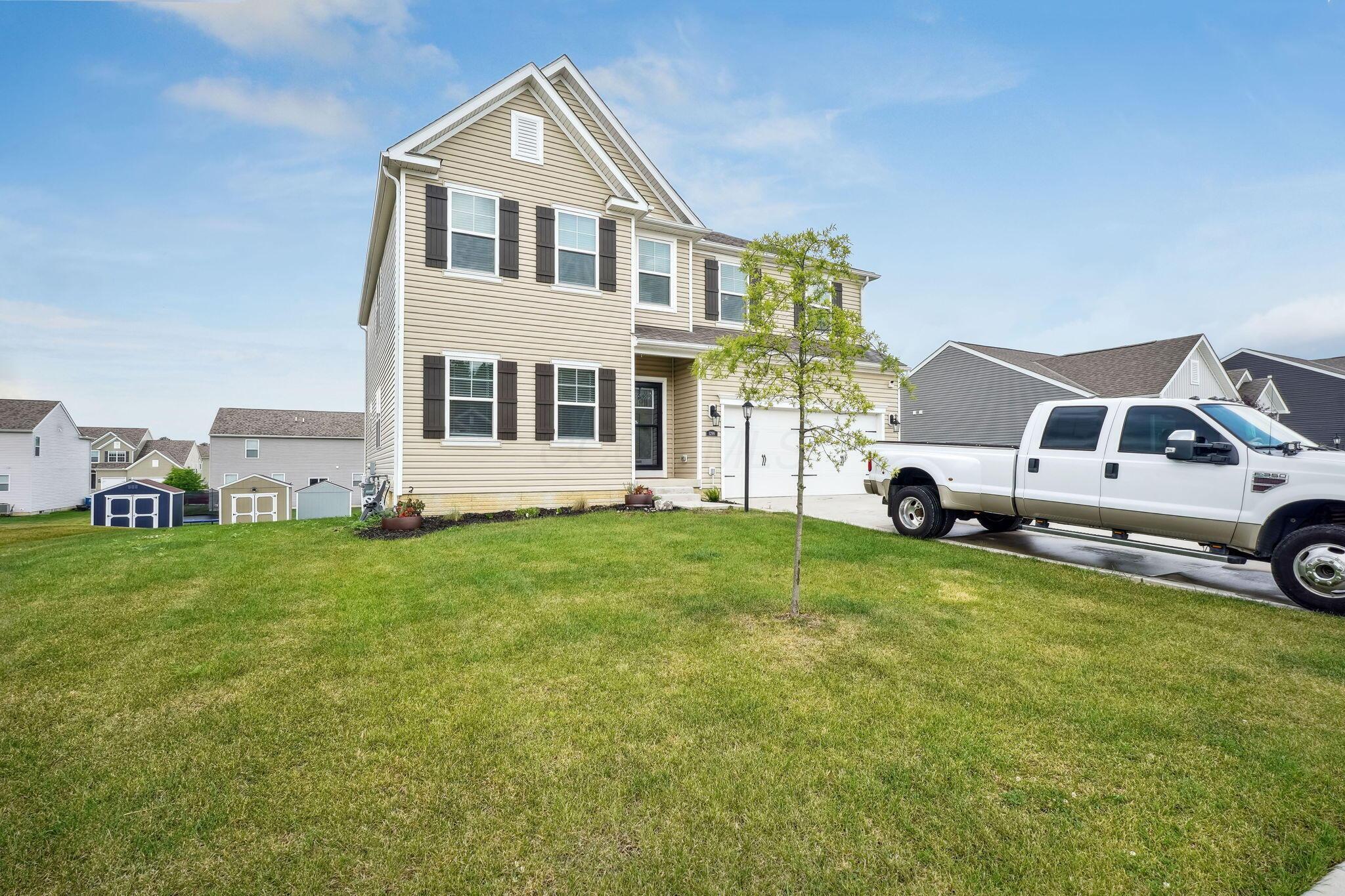 Property Photo: 1299 Forest Edge Drive OH 43040
