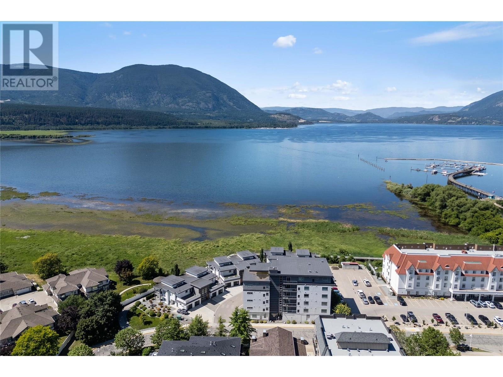 121 Harbourfront Drive Northeast 10  Salmon Arm BC V1E 2T3 photo