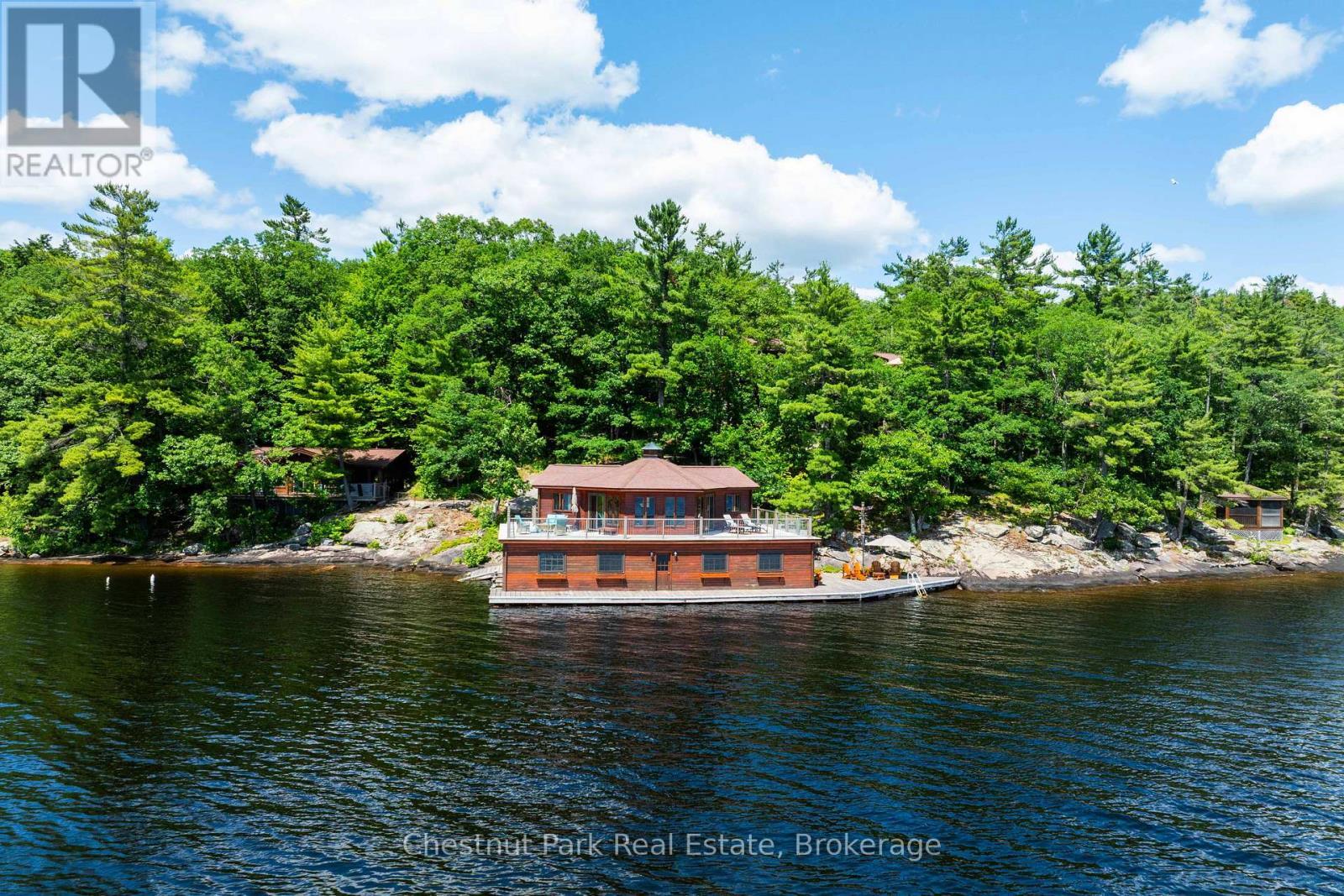 Property Photo: 2143 Muskoka Rd 118W 1 ON P1L 1W8