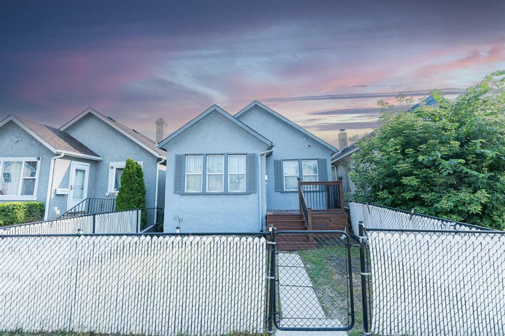 Property Photo: 2185 Gallagher Avenue MB R3E 1T5