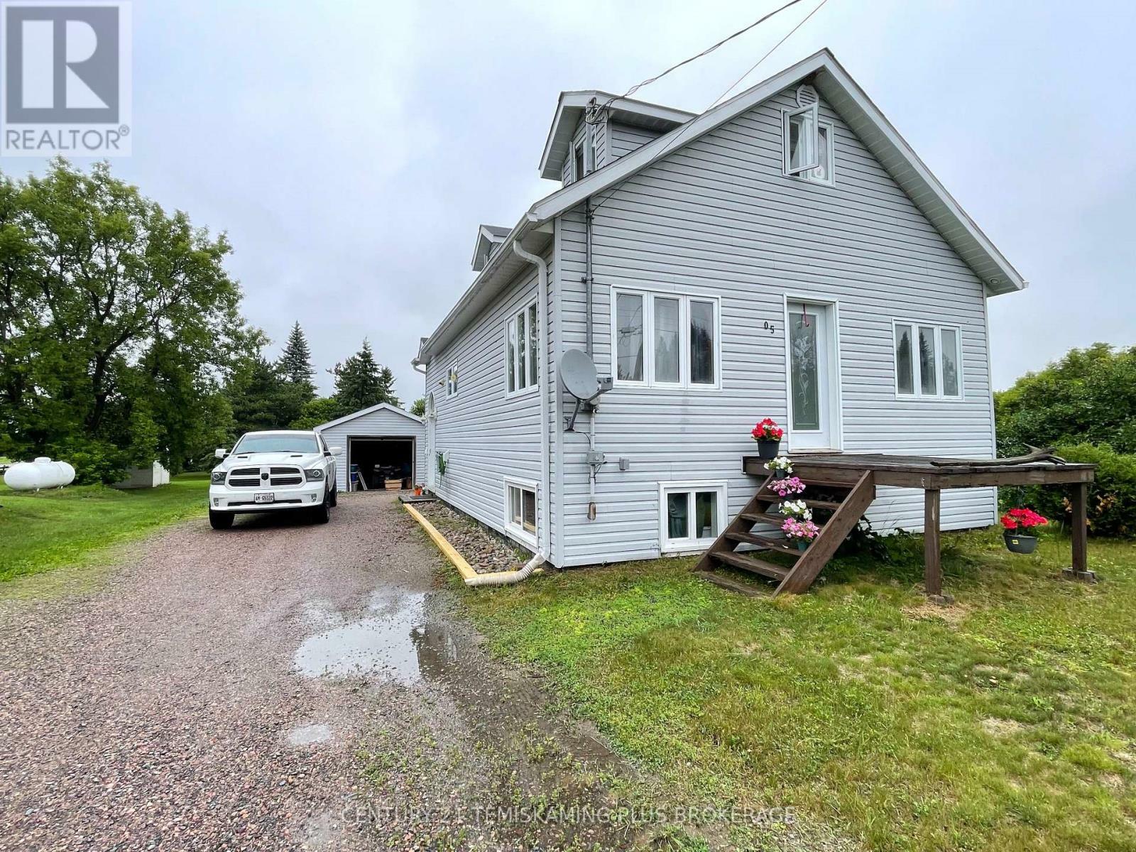 Property Photo: 5 Fifth Street East ON P0J 1G0