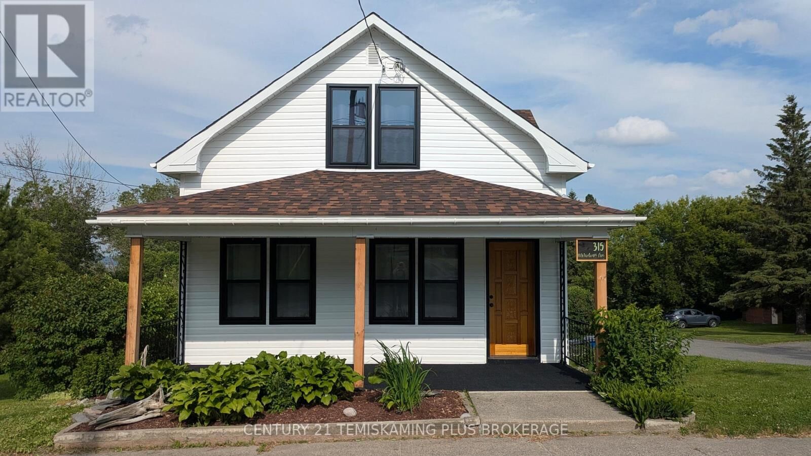 Property Photo:  315 Meridian Avenue  ON P0J 1K0 