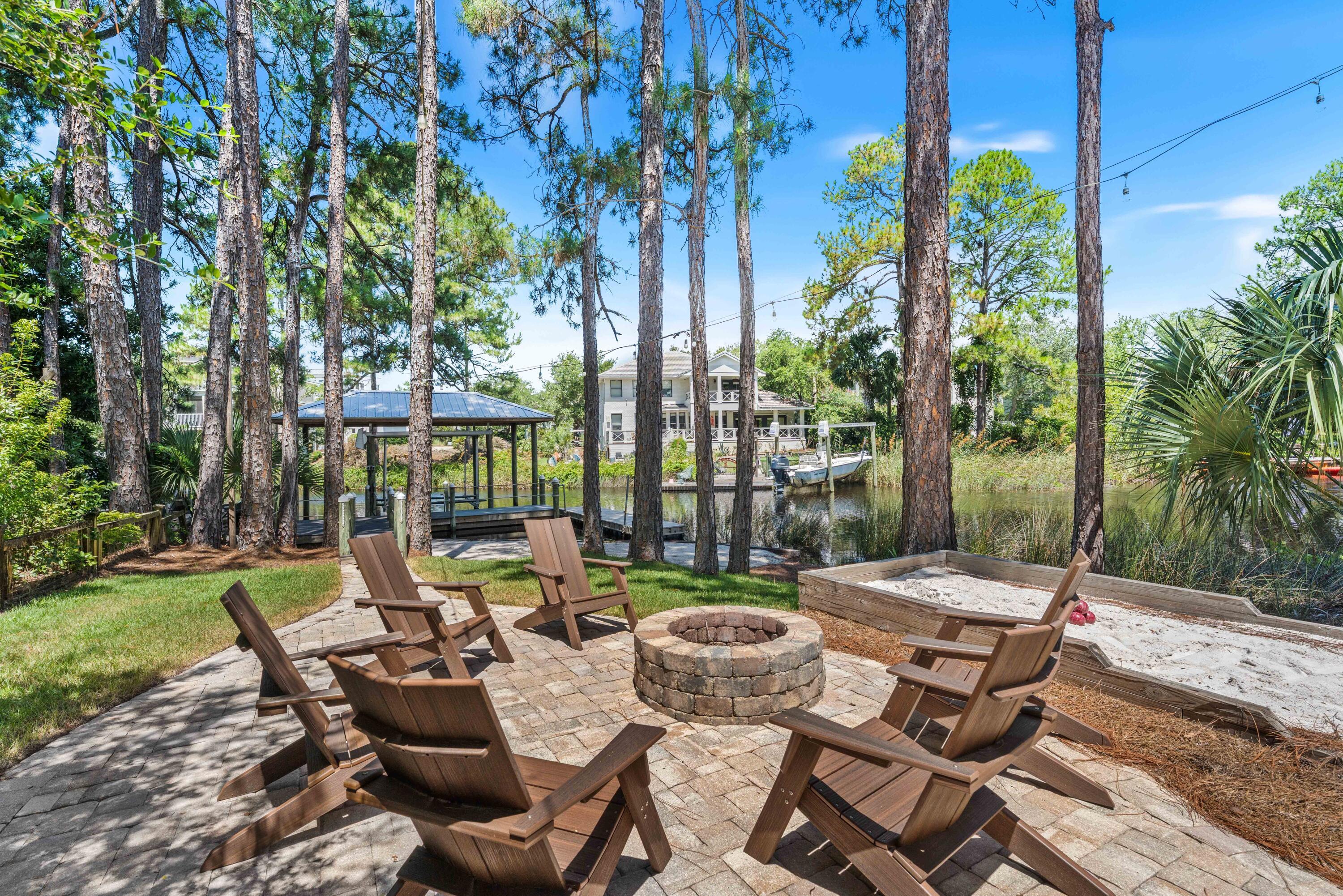Property Photo:  105 Trae Lane  FL 32459 