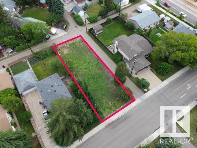 Property Photo:  8312 73 Avenue NW  AB T6C 0E2 