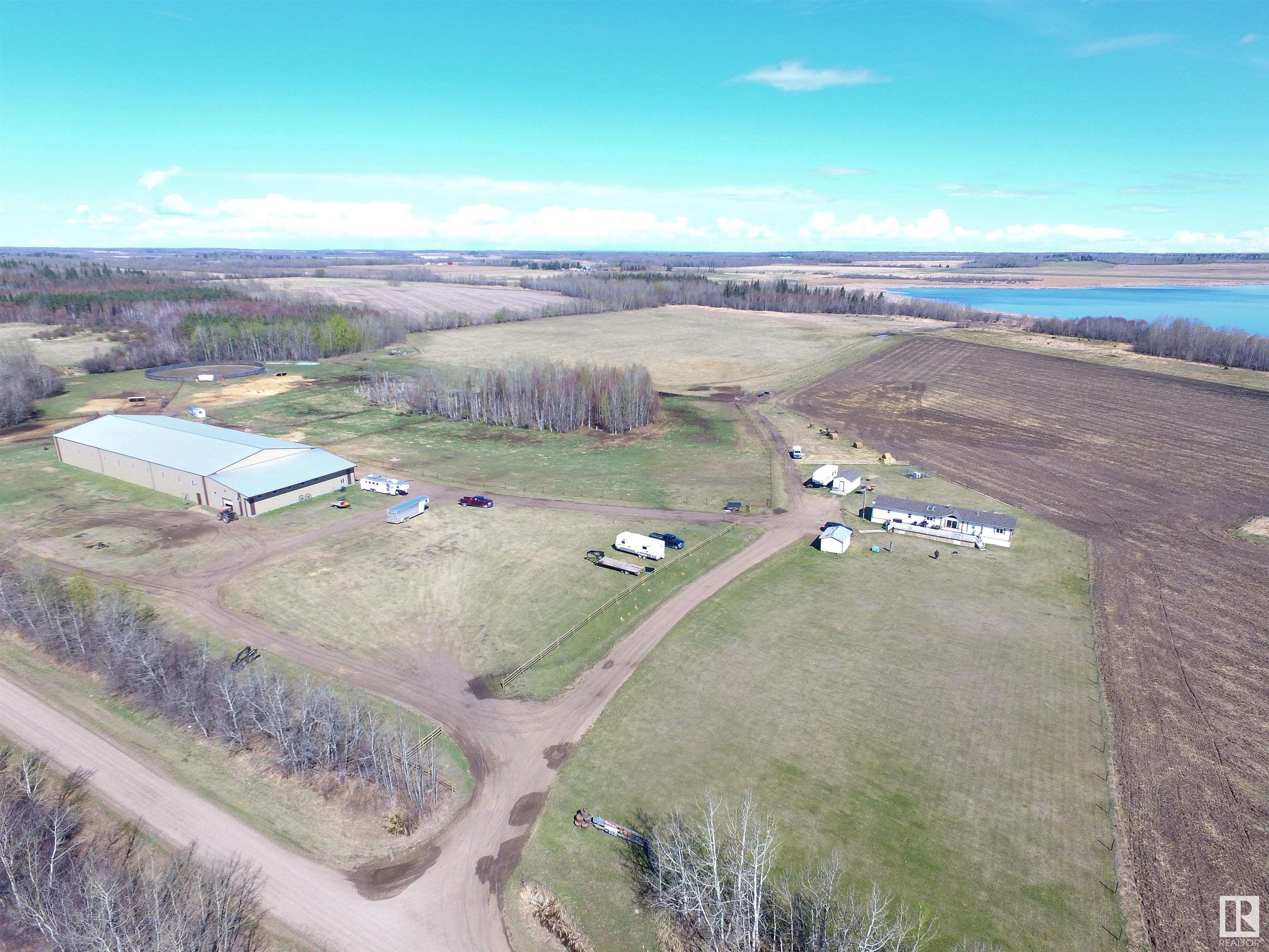 Property Photo: 2310 Twp Road 554 AB T0E 1V0