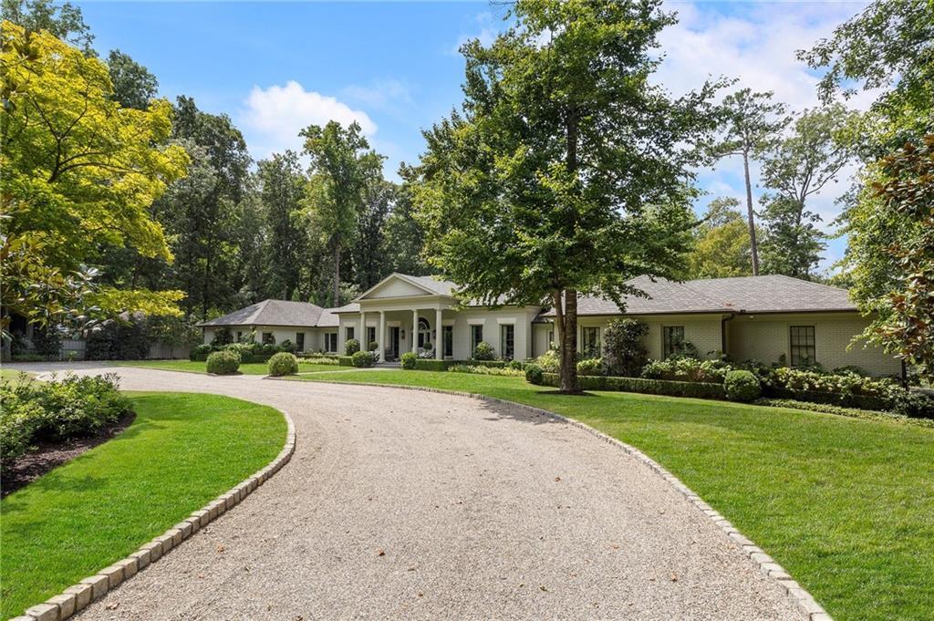 Property Photo: 3612 Castlegate Drive NW GA 30327