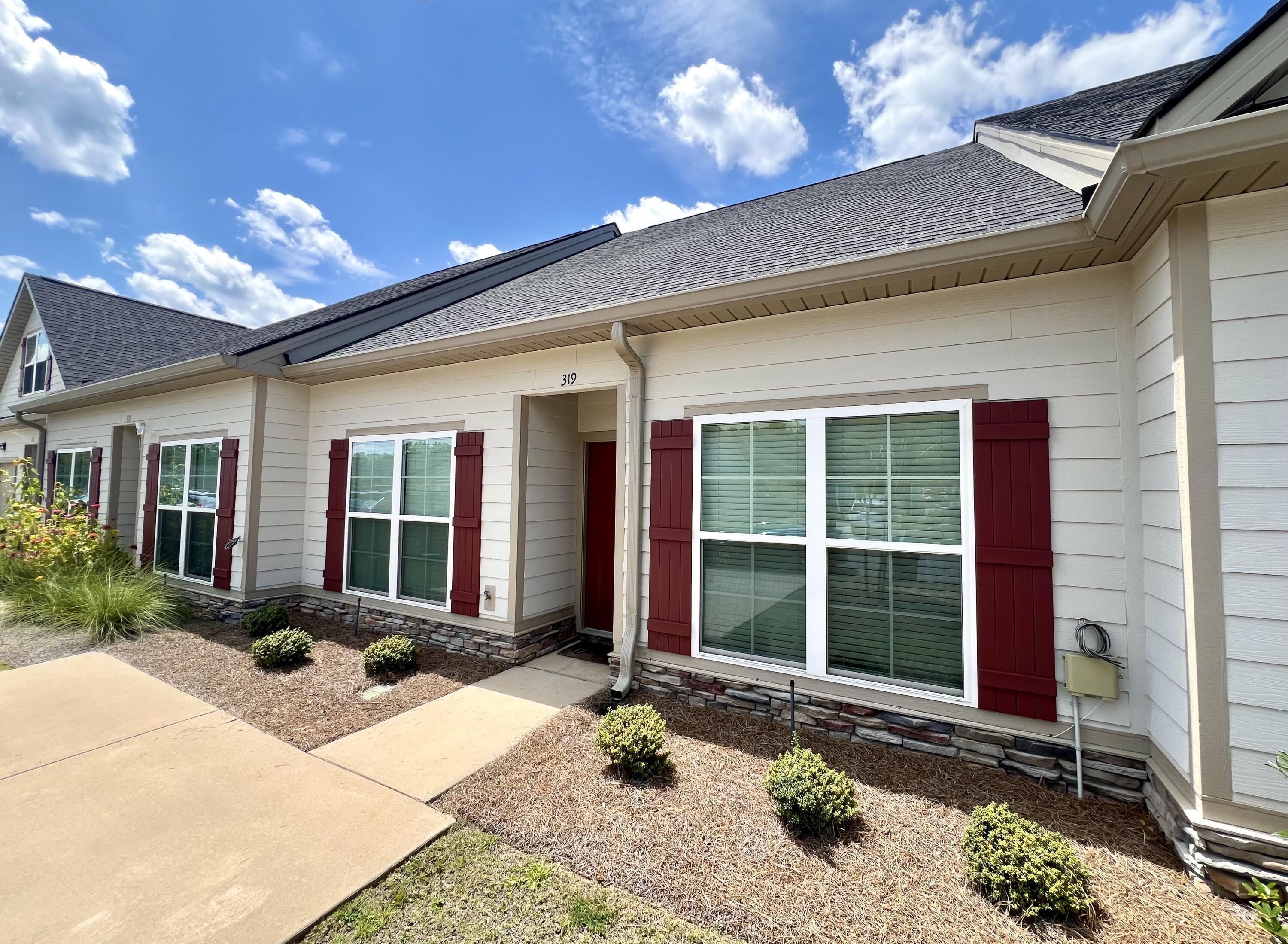 Property Photo: 319 Bordeaux Drive GA 30824