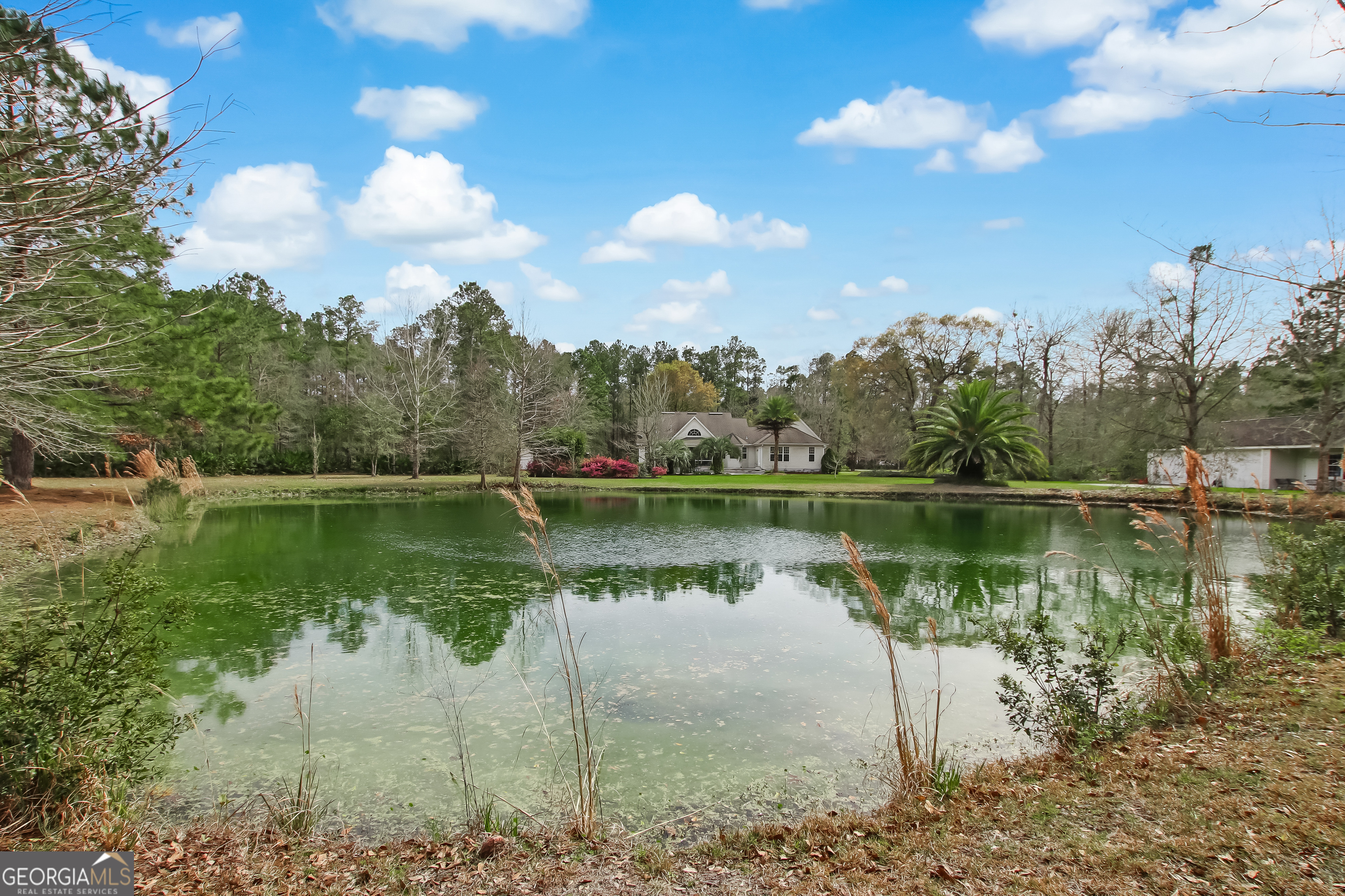 Property Photo: 328 Sheffield Cemetery Road GA 31548