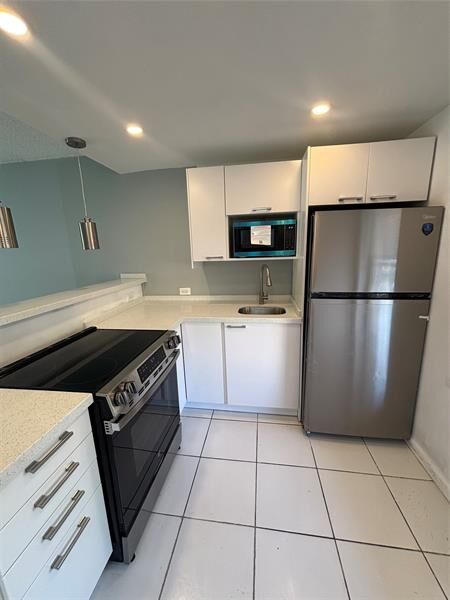 Property Photo: 6200 NW 62nd St 105 FL 33319