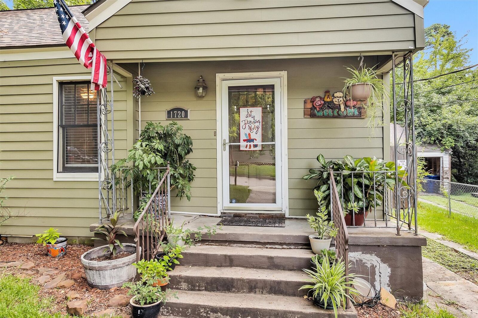 Property Photo: 1720 18th Street TX 77340