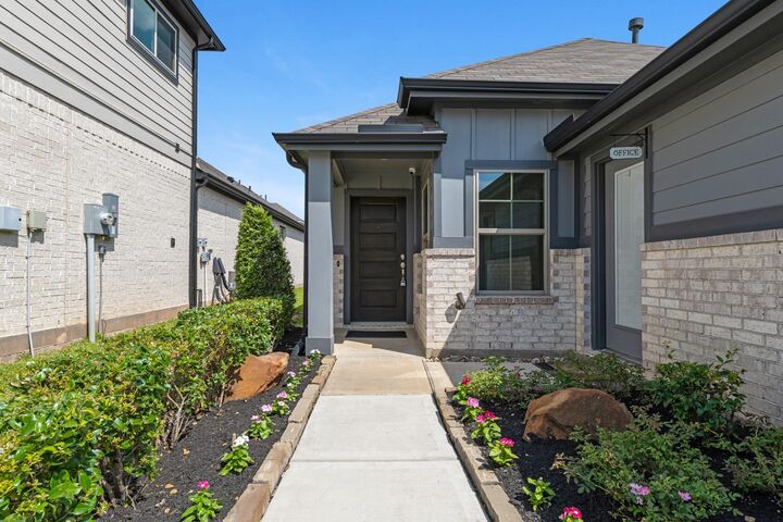 Property Photo:  1662 Portia Lane  TX 77301 