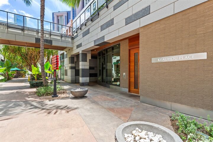 Property Photo:  555 South Street 3405  HI 96813 