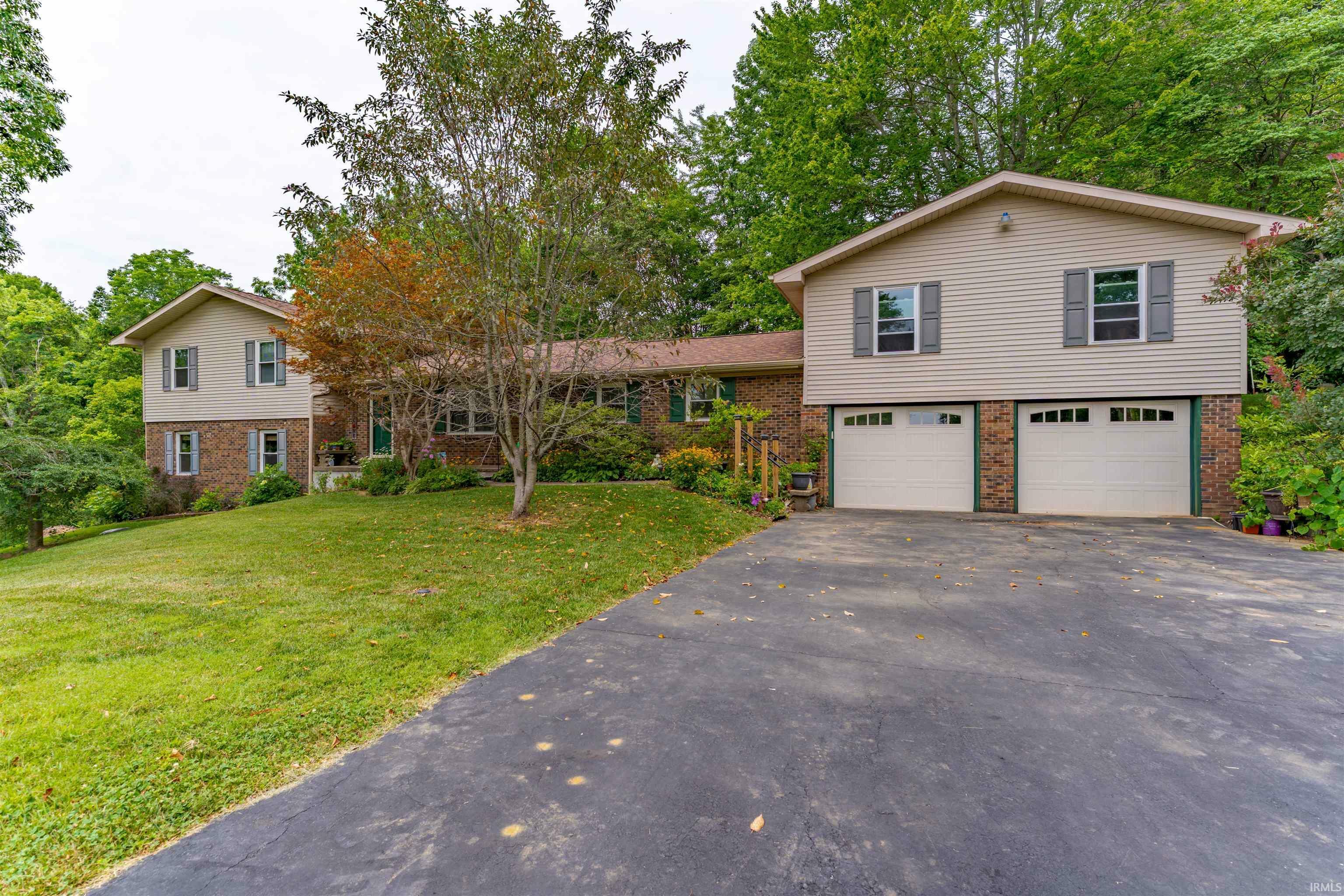 Property Photo: 6016 Sarabeth Lane IN 47712