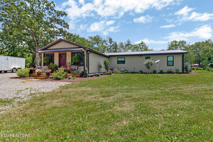 2496 Chestnut Hill Rd  Crossville TN 38571 photo
