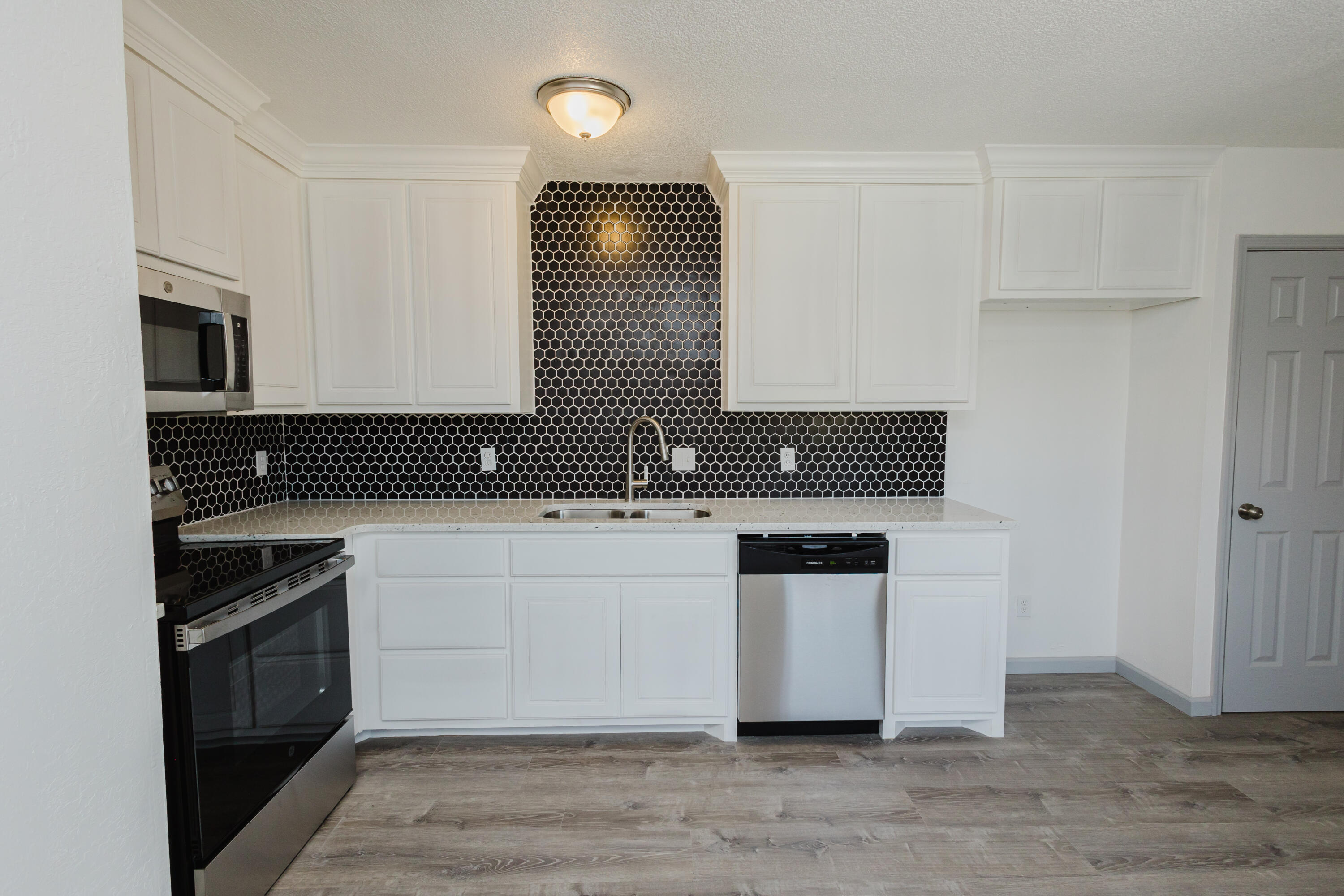 Property Photo:  1111 Cheryl Drive  TX 79316 