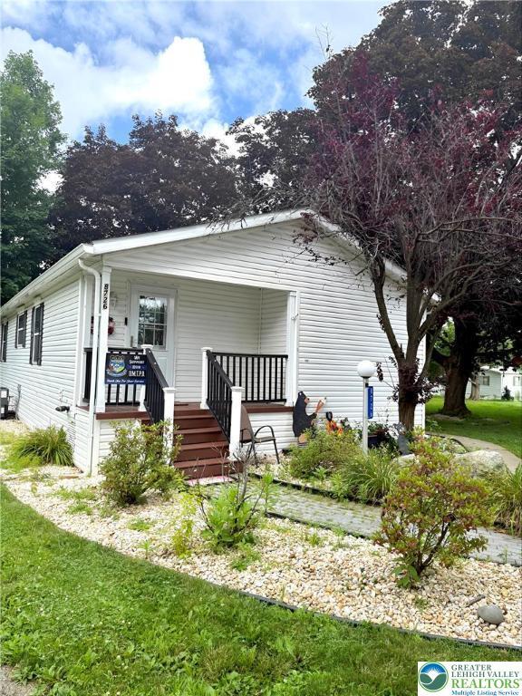 Property Photo: 8726 Breinig Run Circle PA 18031