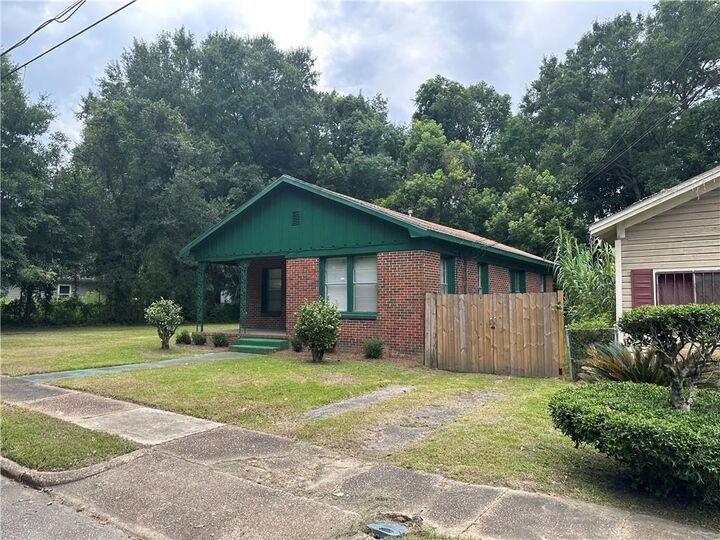 Property Photo: 157 John Helm Street AL 36610