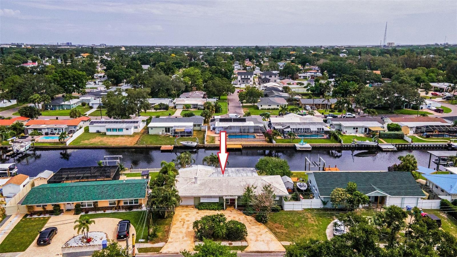 Property Photo: 201 78th Avenue N FL 33702