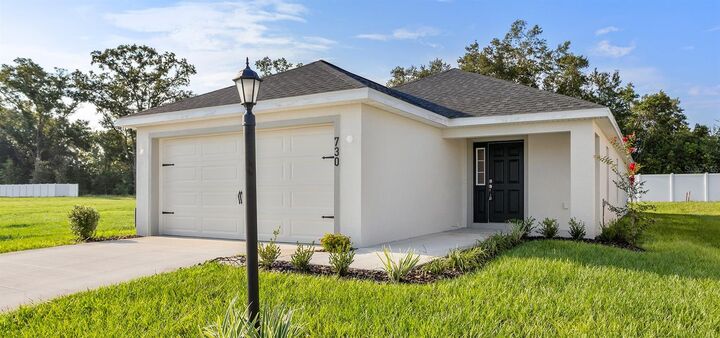 Property Photo:  730 SW 77th Circle  FL 34474 
