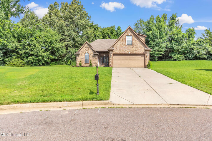 5732 Kingsman Drive  Horn Lake MS 38637 photo