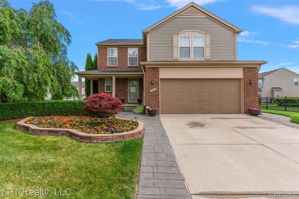 Property Photo:  17952 Marsal Drive  MI 48042 1187 