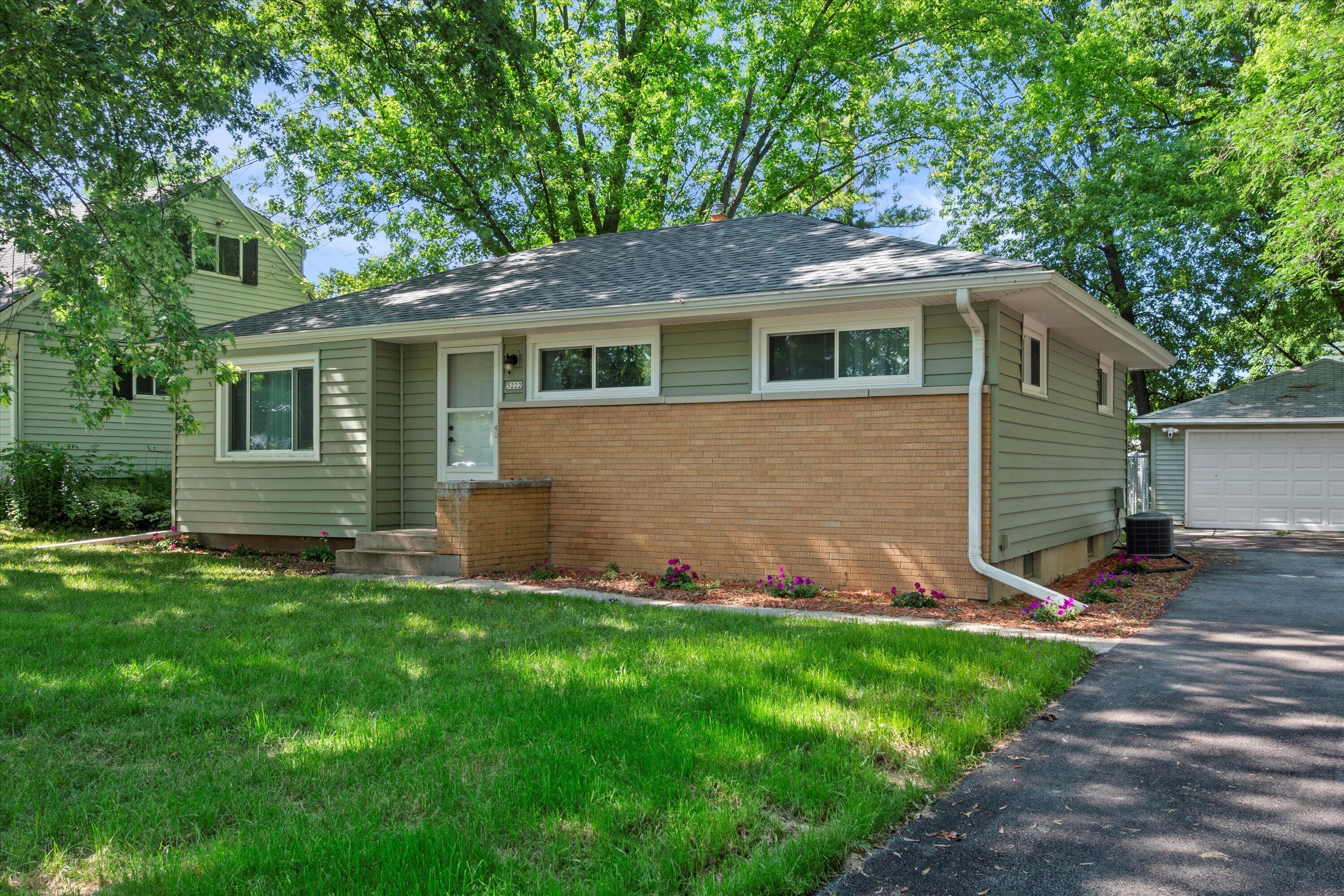 Property Photo: 5222 W Hemlock Rd WI 53223