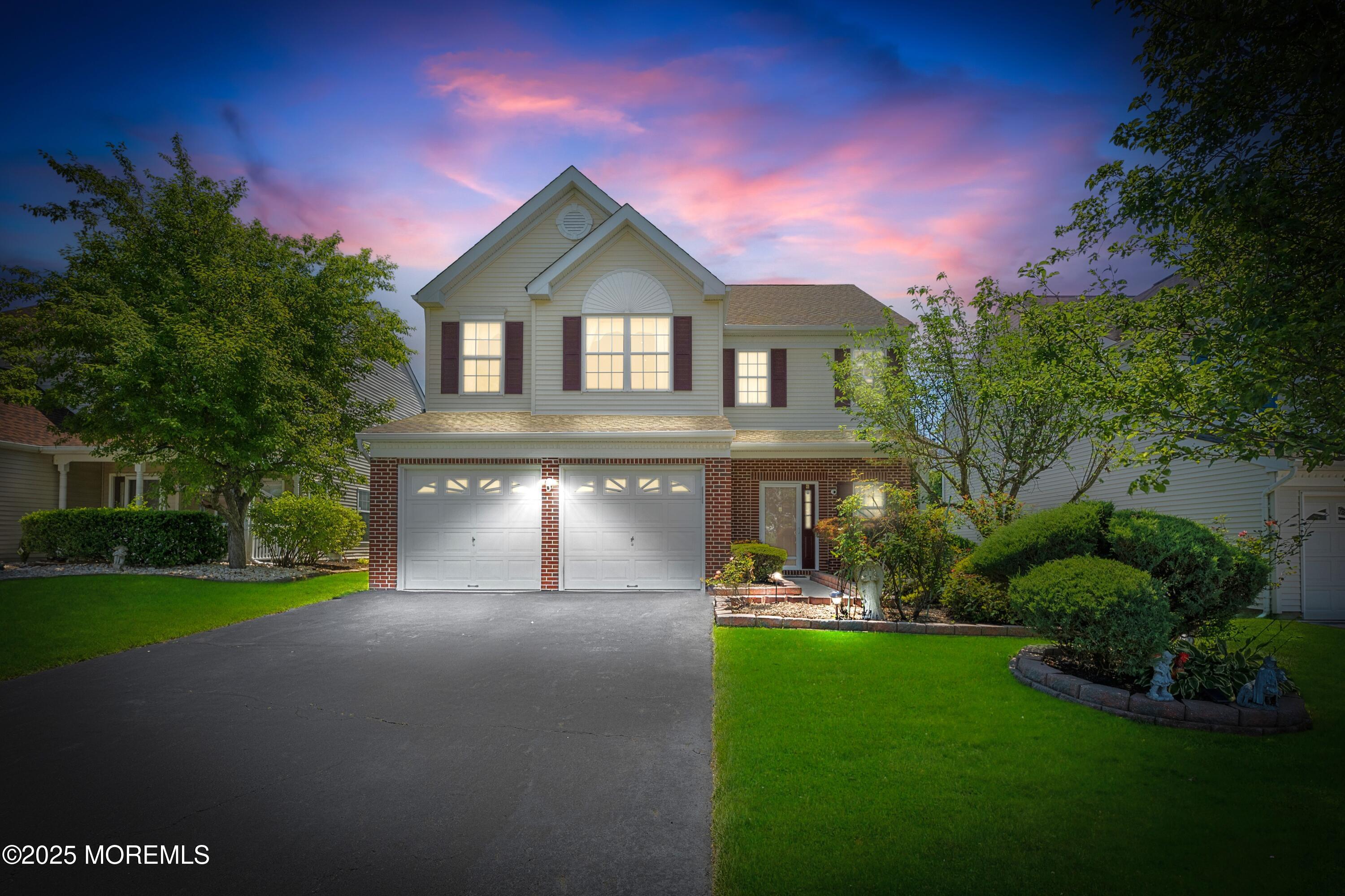 6 Brownstone Road  East Windsor NJ 08520 photo