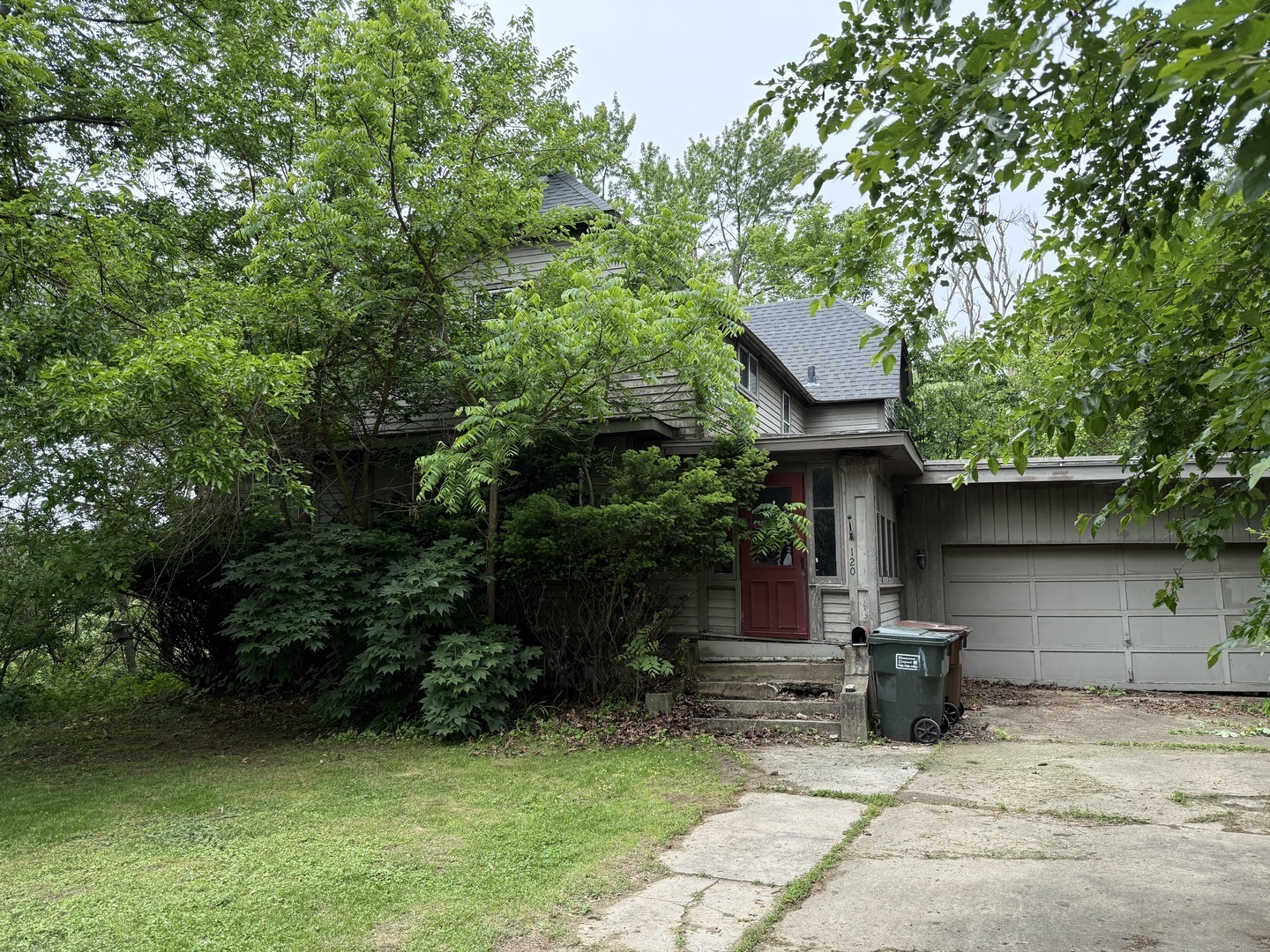 Property Photo: 120 S Wabash Avenue IL 60425
