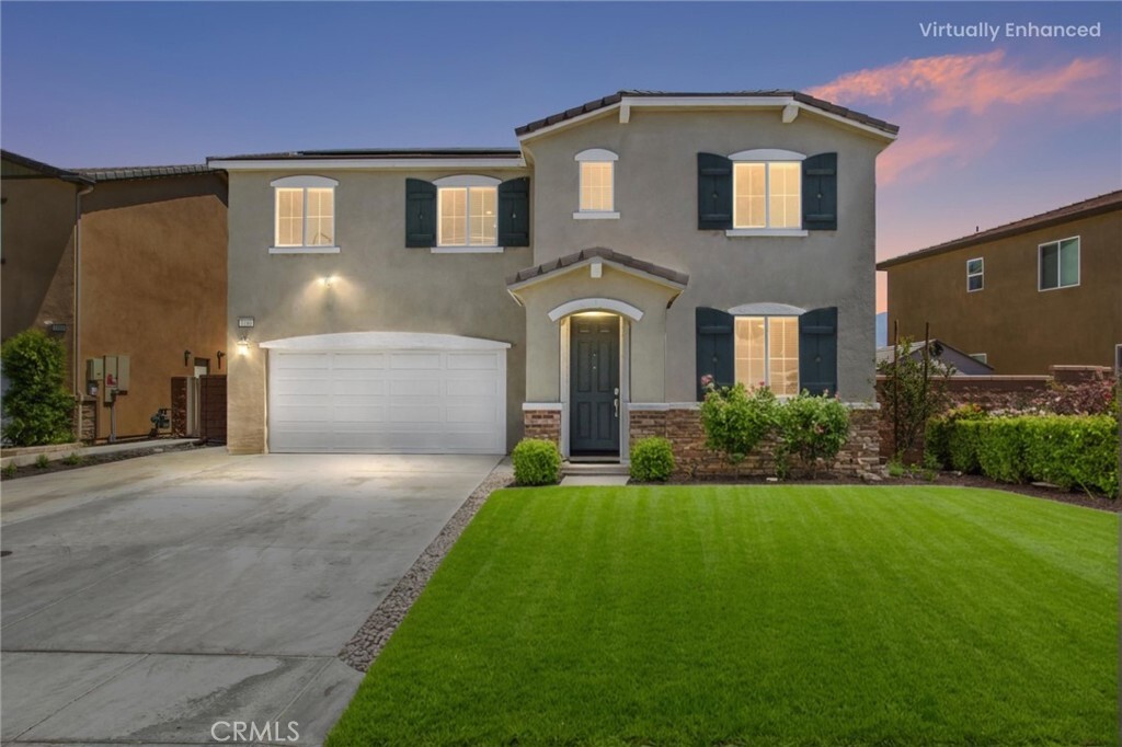 Property Photo: 1180 Little Leaf CA 92320