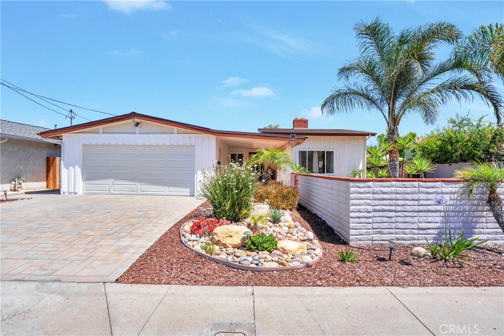 Property Photo: 12674 Metate Lane CA 92064