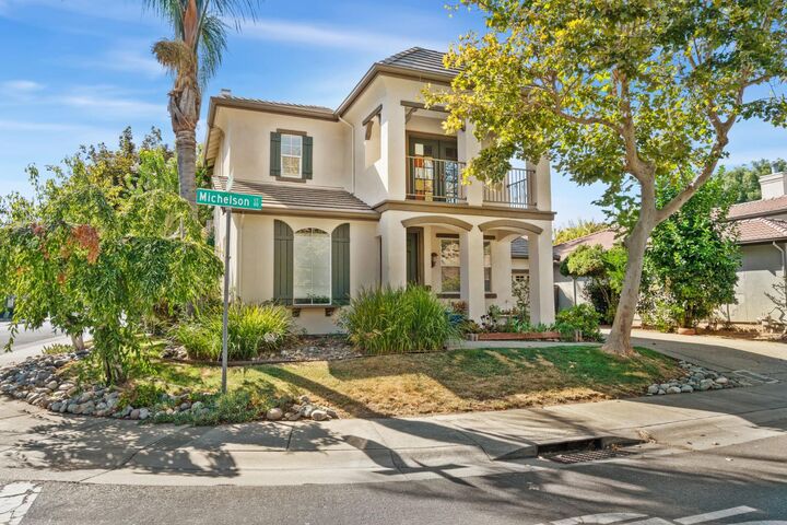 Property Photo:  3 Michelson Court  CA 95835 