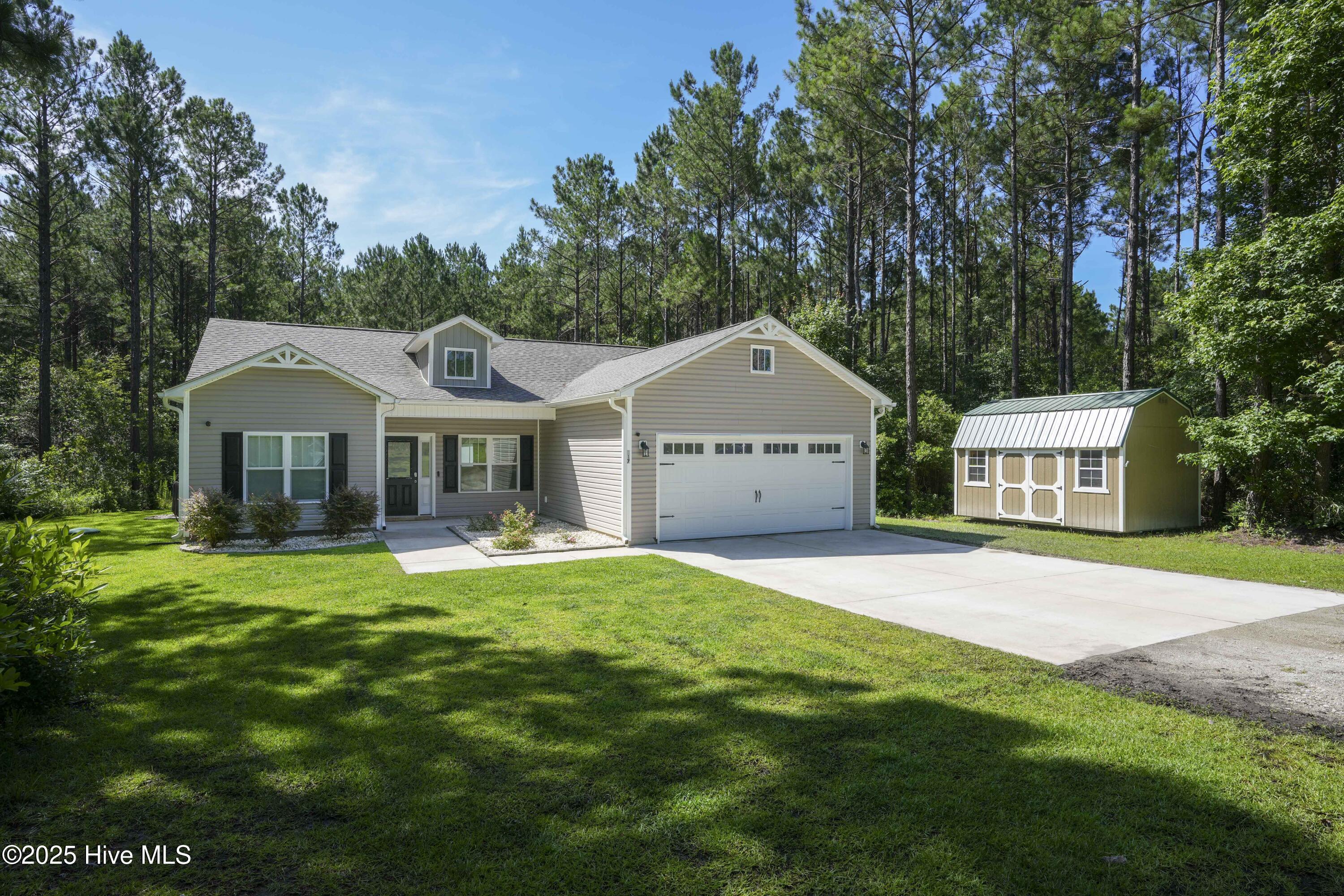 Property Photo:  117 Penny Lane  NC 28445 