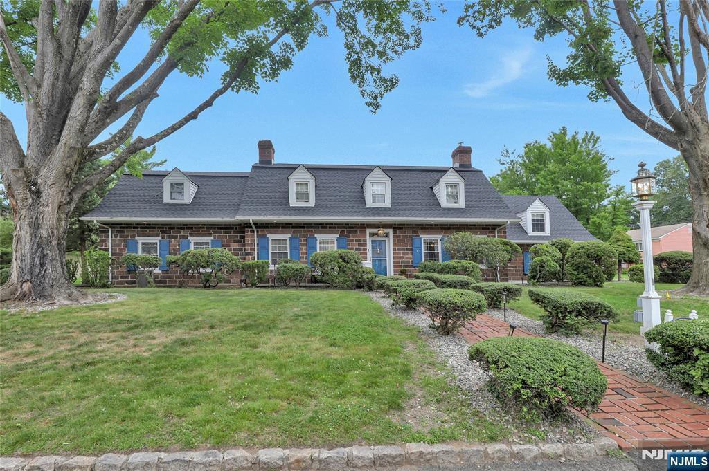 Property Photo: 11 Clyde Court NJ 07621