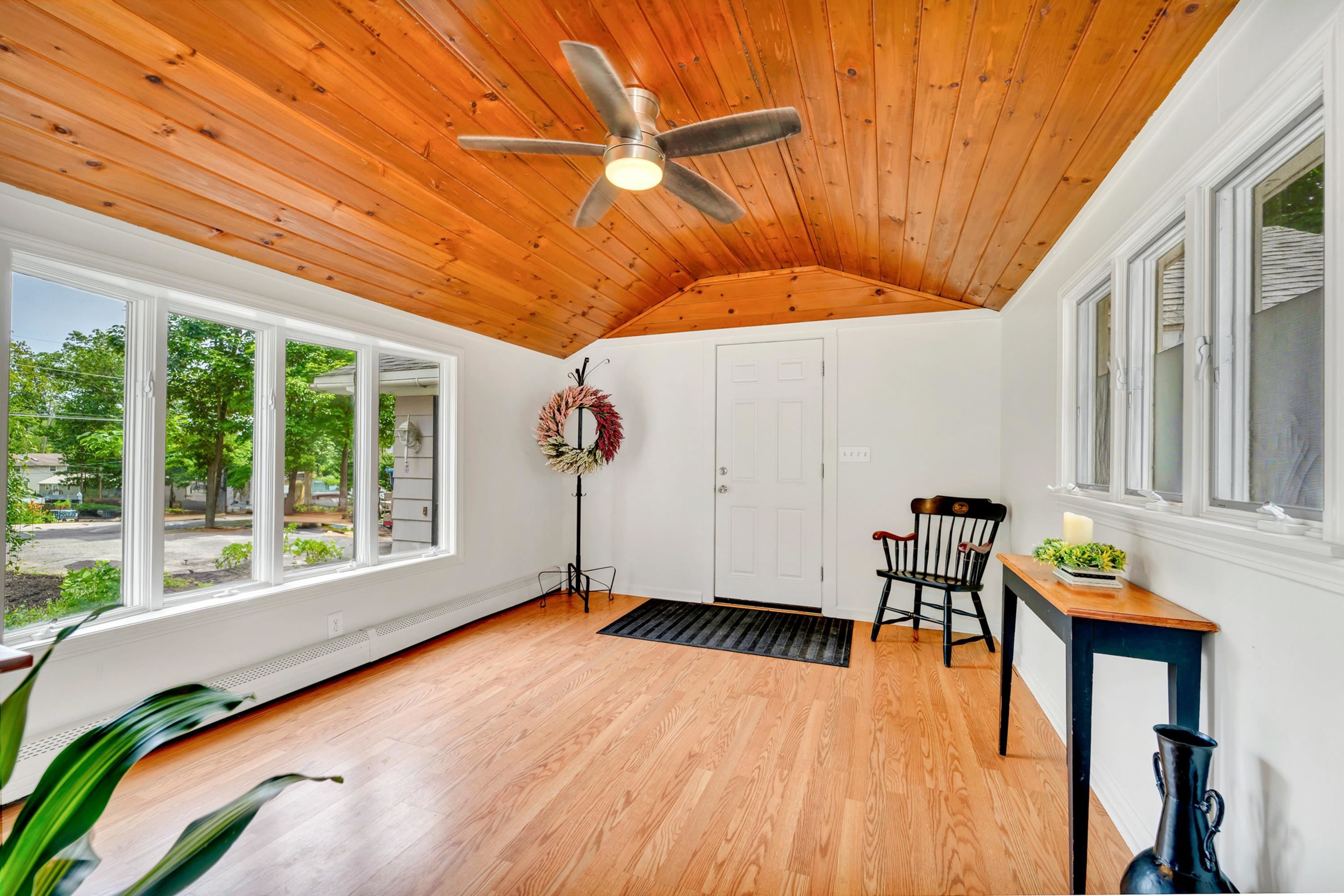 Property Photo: 7 Lakeview Avenue NH 03873