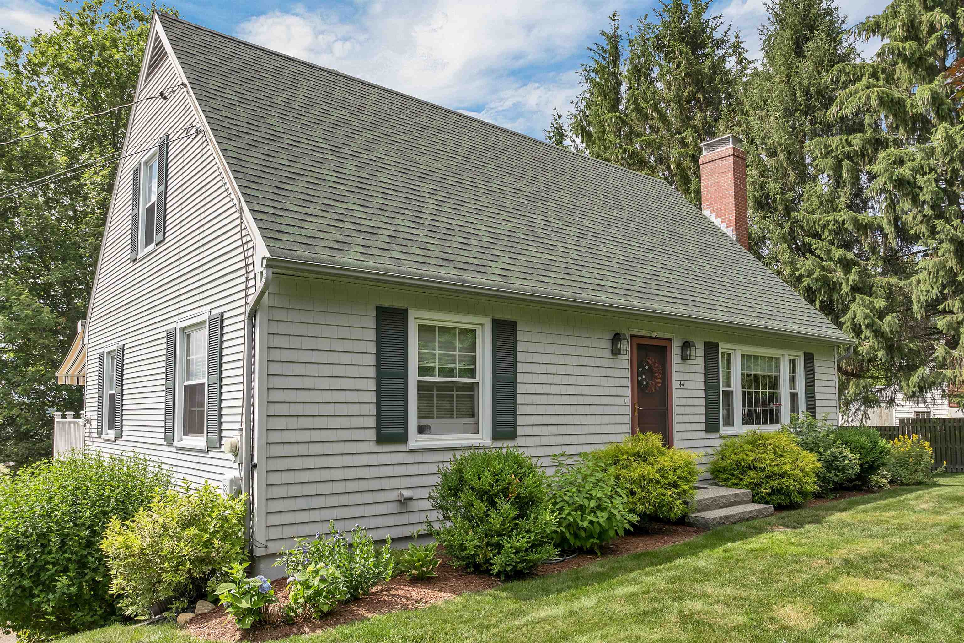 Property Photo: 44 Ox Bow Lane NH 03249